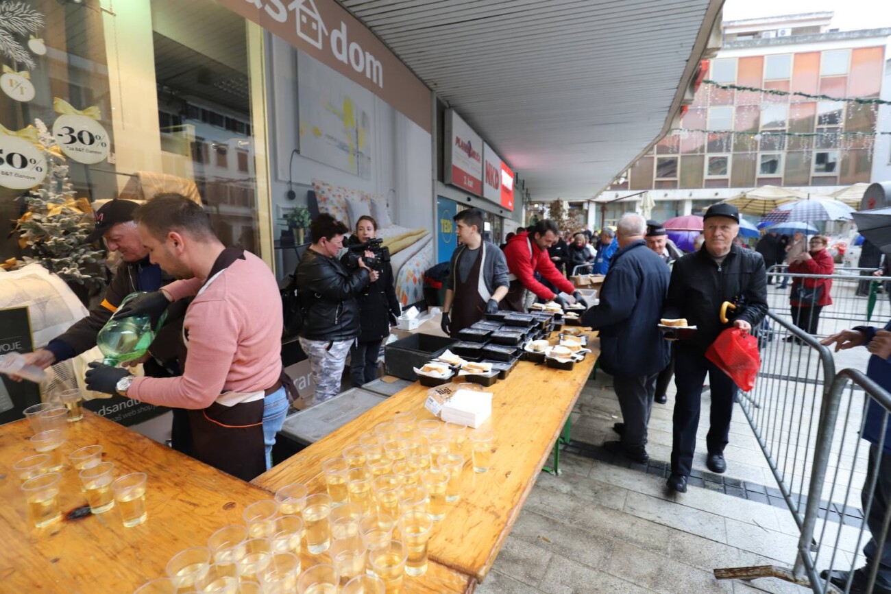 Proslava-Badnjaka-po-julijanskom-kalendaru-19 Proslava-Badnjaka-po-julijanskom-kalendaru-19