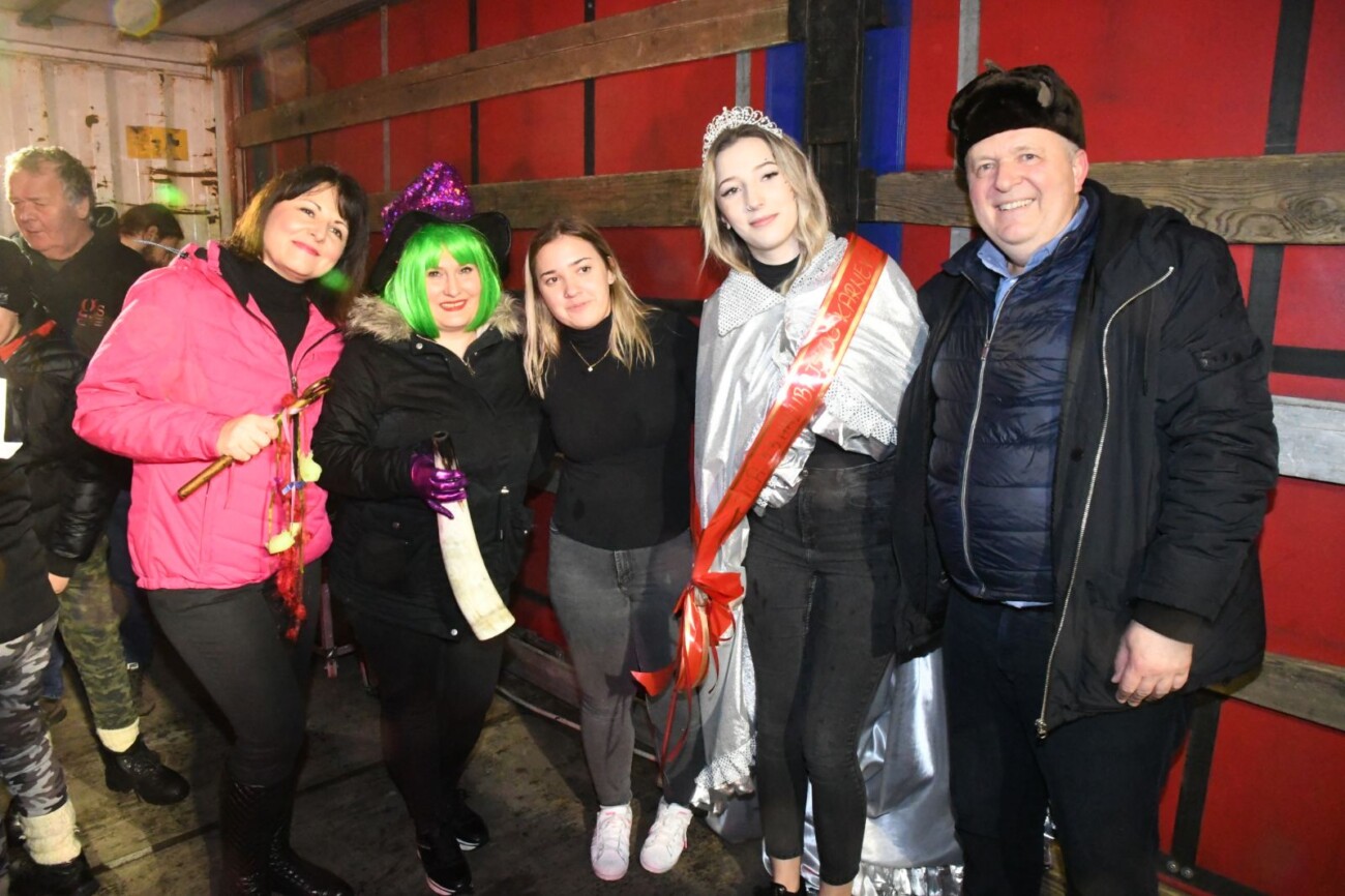 predaja kljuceva pust maskare viskovo (4) predaja kljuceva pust maskare viskovo (4)