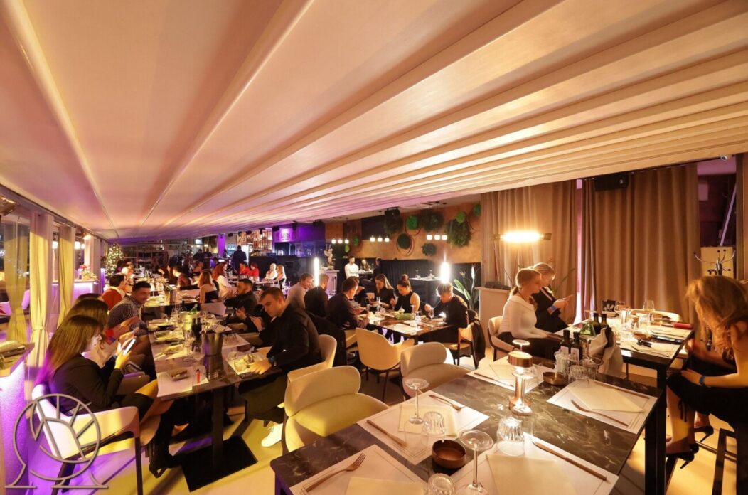 AZZURA RIJEKA (7) AZZURA RIJEKA (7)