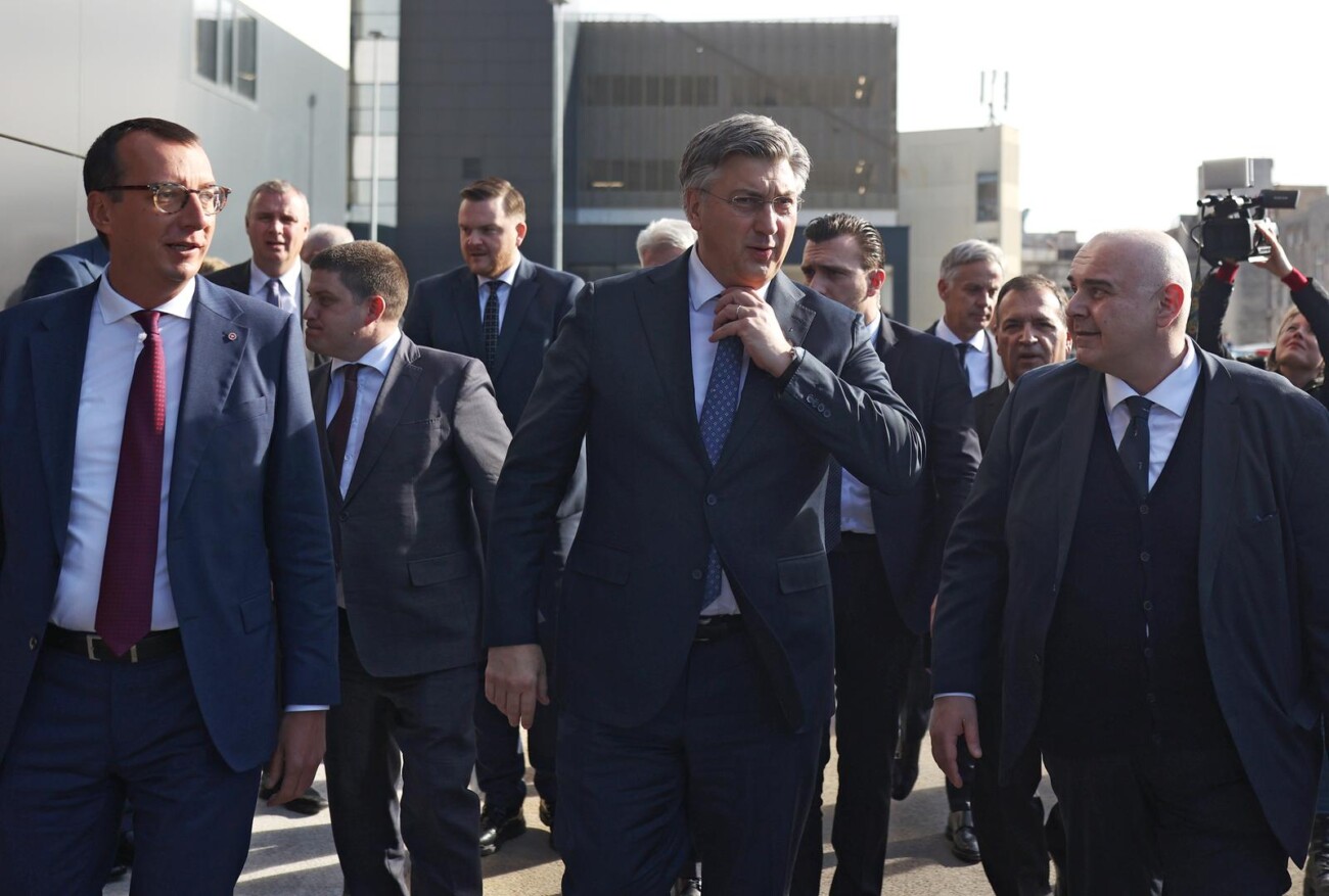 Rijeka: Andrej Plenković s kolegama sudjelovao na svečanom otvorenju zgrade Bolnice za ženu i dijete Rijeka: Andrej Plenković s kolegama sudjelovao na svečanom otvorenju zgrade Bolnice za ženu i dijete