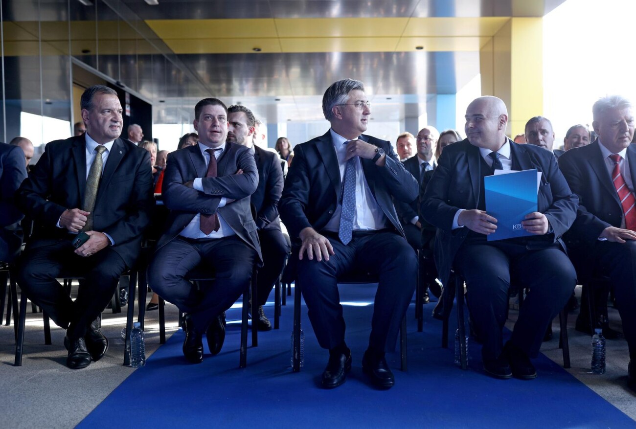 Rijeka: Andrej Plenković s kolegama sudjelovao na svečanom otvorenju zgrade Bolnice za ženu i dijete Rijeka: Andrej Plenković s kolegama sudjelovao na svečanom otvorenju zgrade Bolnice za ženu i dijete