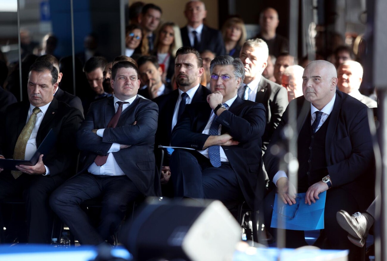 Rijeka: Andrej Plenković s kolegama sudjelovao na svečanom otvorenju zgrade Bolnice za ženu i dijete Rijeka: Andrej Plenković s kolegama sudjelovao na svečanom otvorenju zgrade Bolnice za ženu i dijete