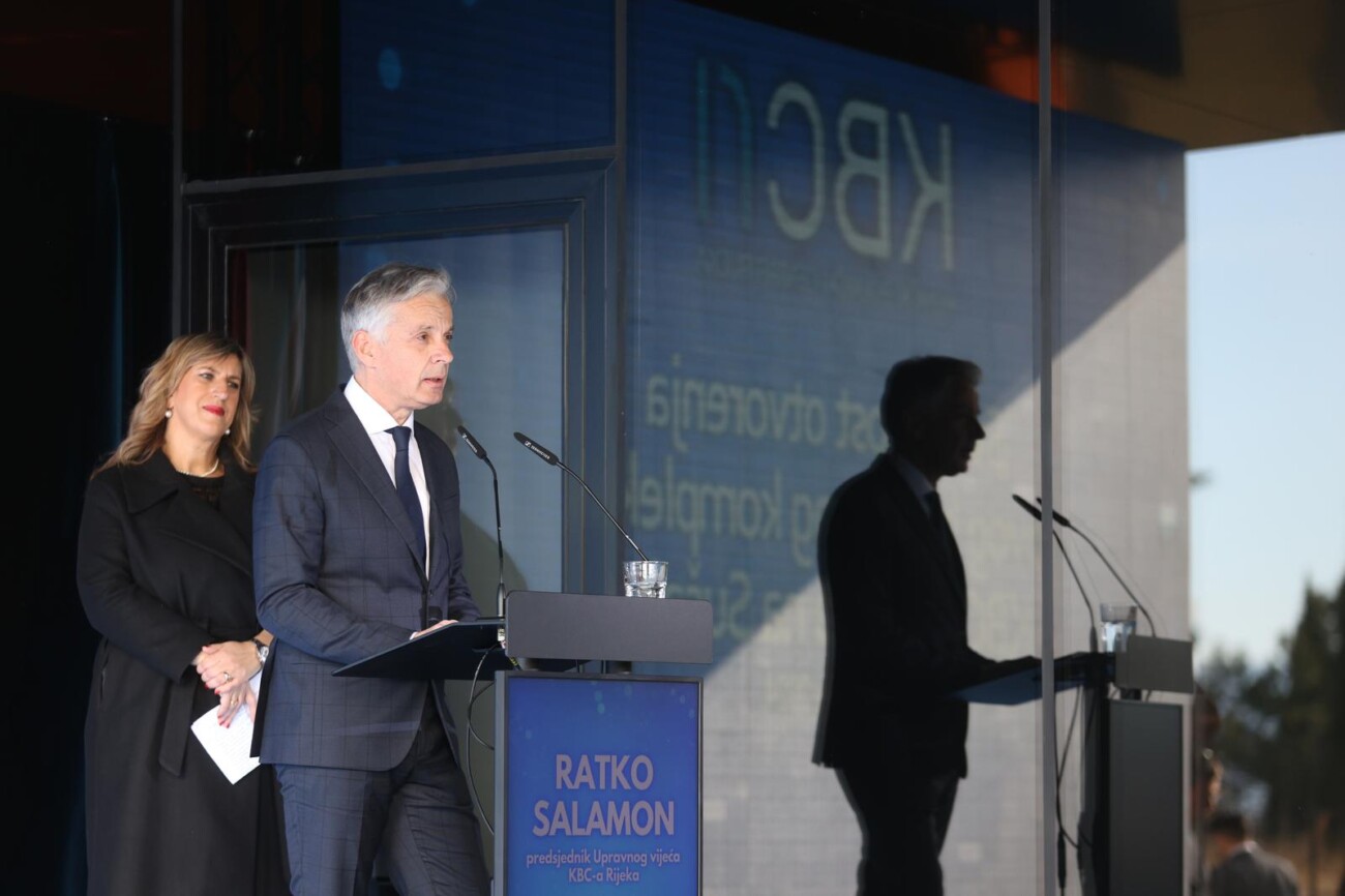 Rijeka: Andrej Plenković s kolegama sudjelovao na svečanom otvorenju zgrade Bolnice za ženu i dijete Rijeka: Andrej Plenković s kolegama sudjelovao na svečanom otvorenju zgrade Bolnice za ženu i dijete