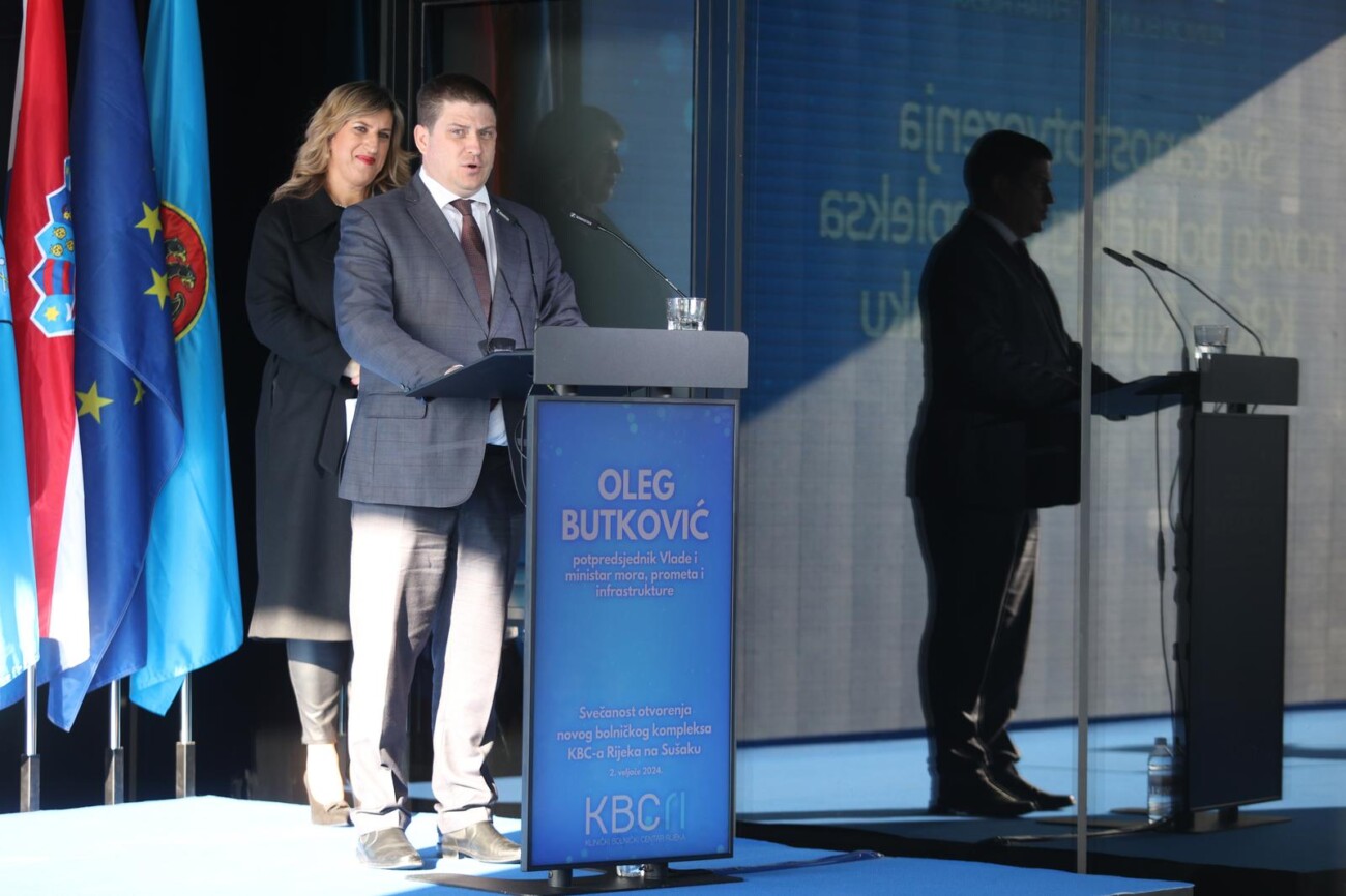 Rijeka: Andrej Plenković s kolegama sudjelovao na svečanom otvorenju zgrade Bolnice za ženu i dijete Rijeka: Andrej Plenković s kolegama sudjelovao na svečanom otvorenju zgrade Bolnice za ženu i dijete