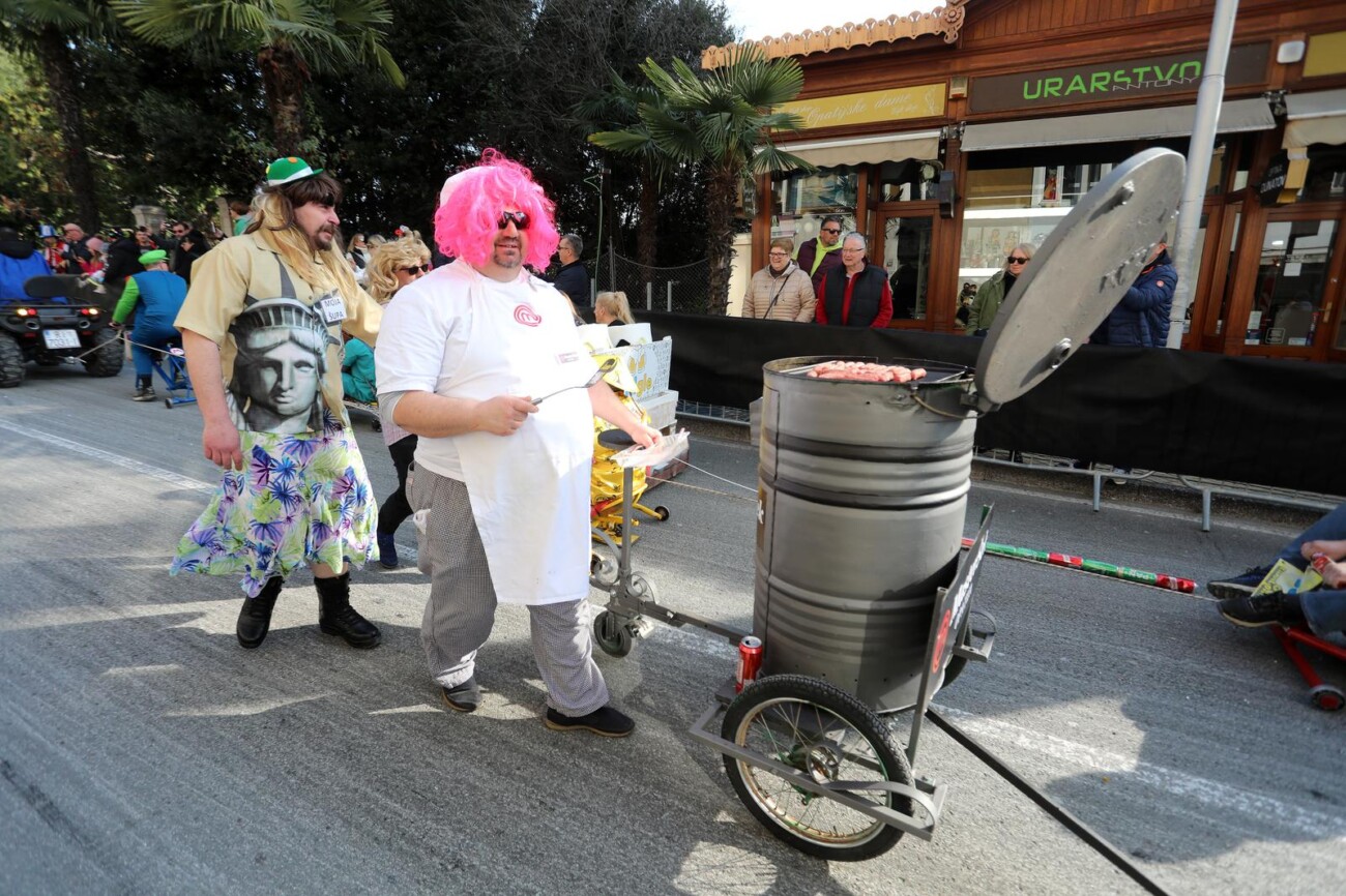 Opatija: 41. Balinjerada privukla mnogobrojne ljubitelje makara Opatija: 41. Balinjerada privukla mnogobrojne ljubitelje makara