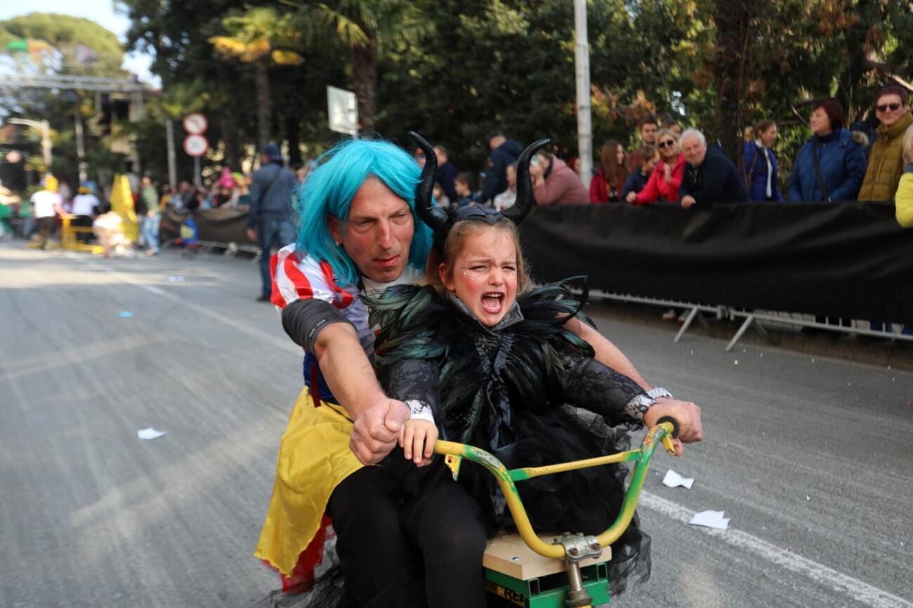 Opatija: 41. Balinjerada privukla mnogobrojne ljubitelje makara Opatija: 41. Balinjerada privukla mnogobrojne ljubitelje makara