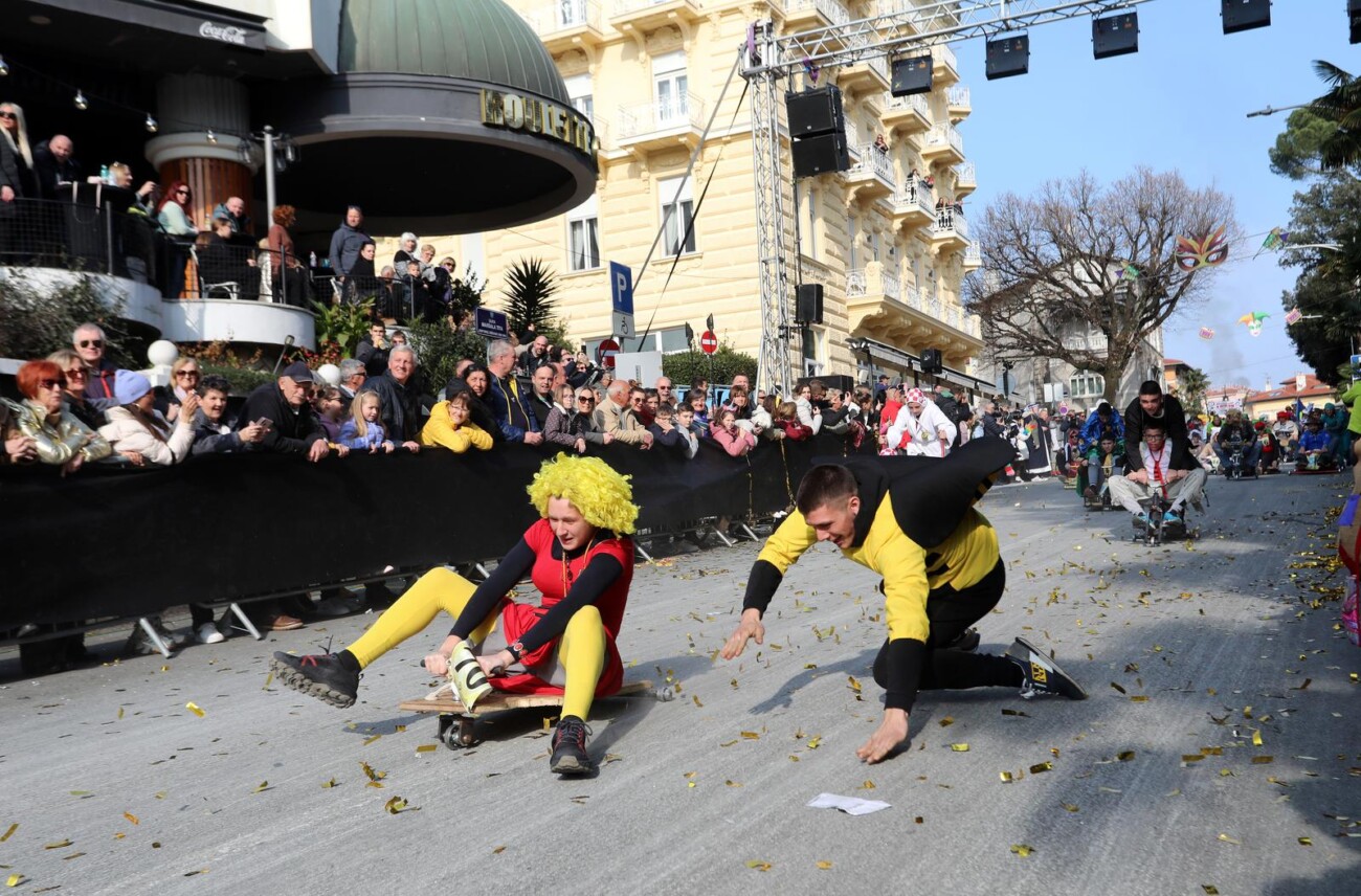 Opatija: 41. Balinjerada privukla mnogobrojne ljubitelje makara Opatija: 41. Balinjerada privukla mnogobrojne ljubitelje makara