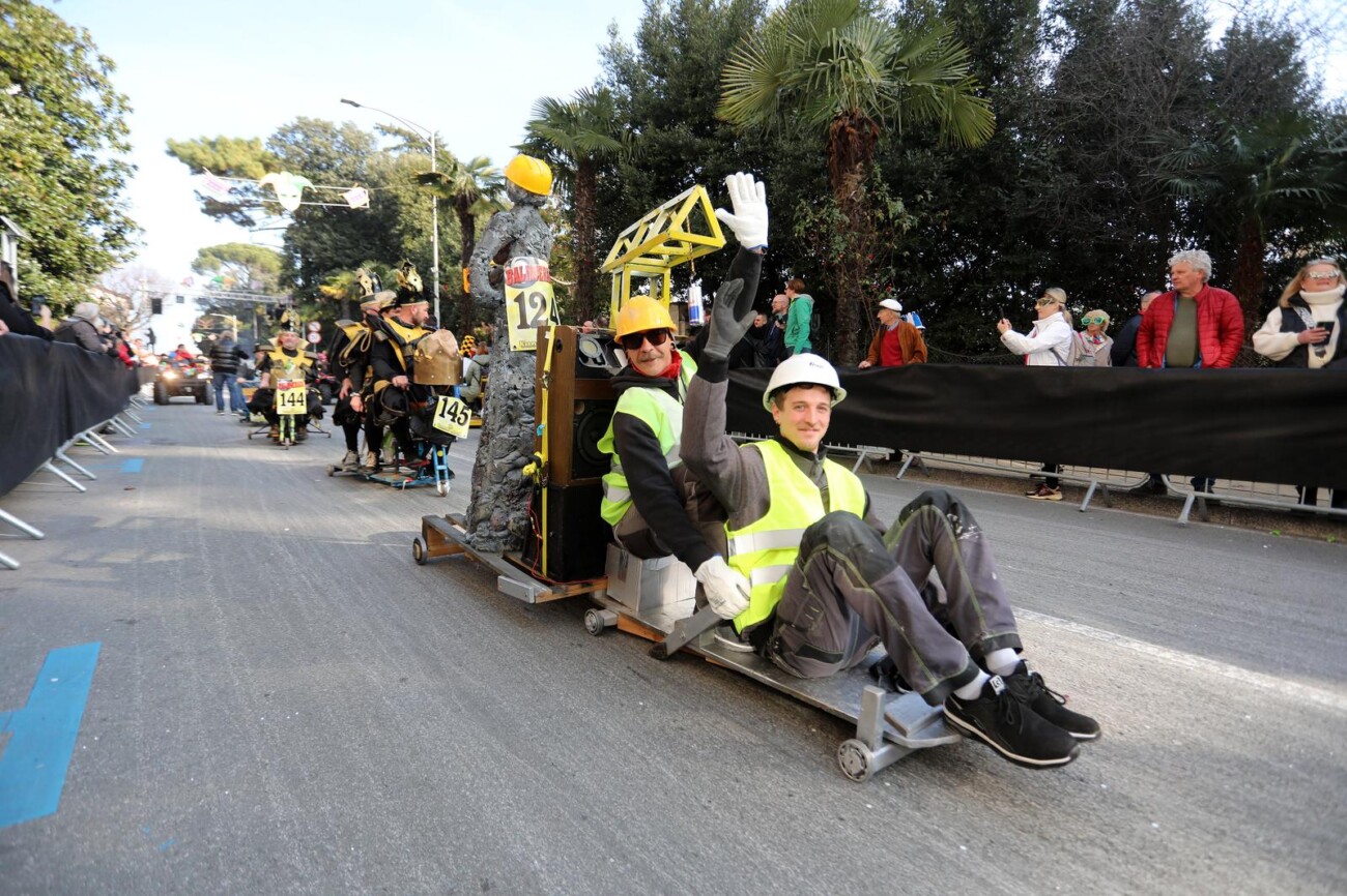 Opatija: 41. Balinjerada privukla mnogobrojne ljubitelje makara Opatija: 41. Balinjerada privukla mnogobrojne ljubitelje makara