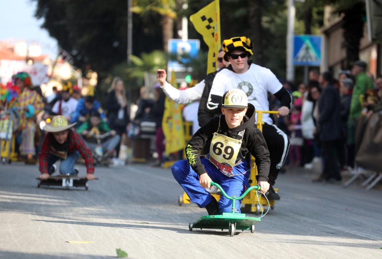 Opatija: 41. Balinjerada privukla mnogobrojne ljubitelje makara Opatija: 41. Balinjerada privukla mnogobrojne ljubitelje makara