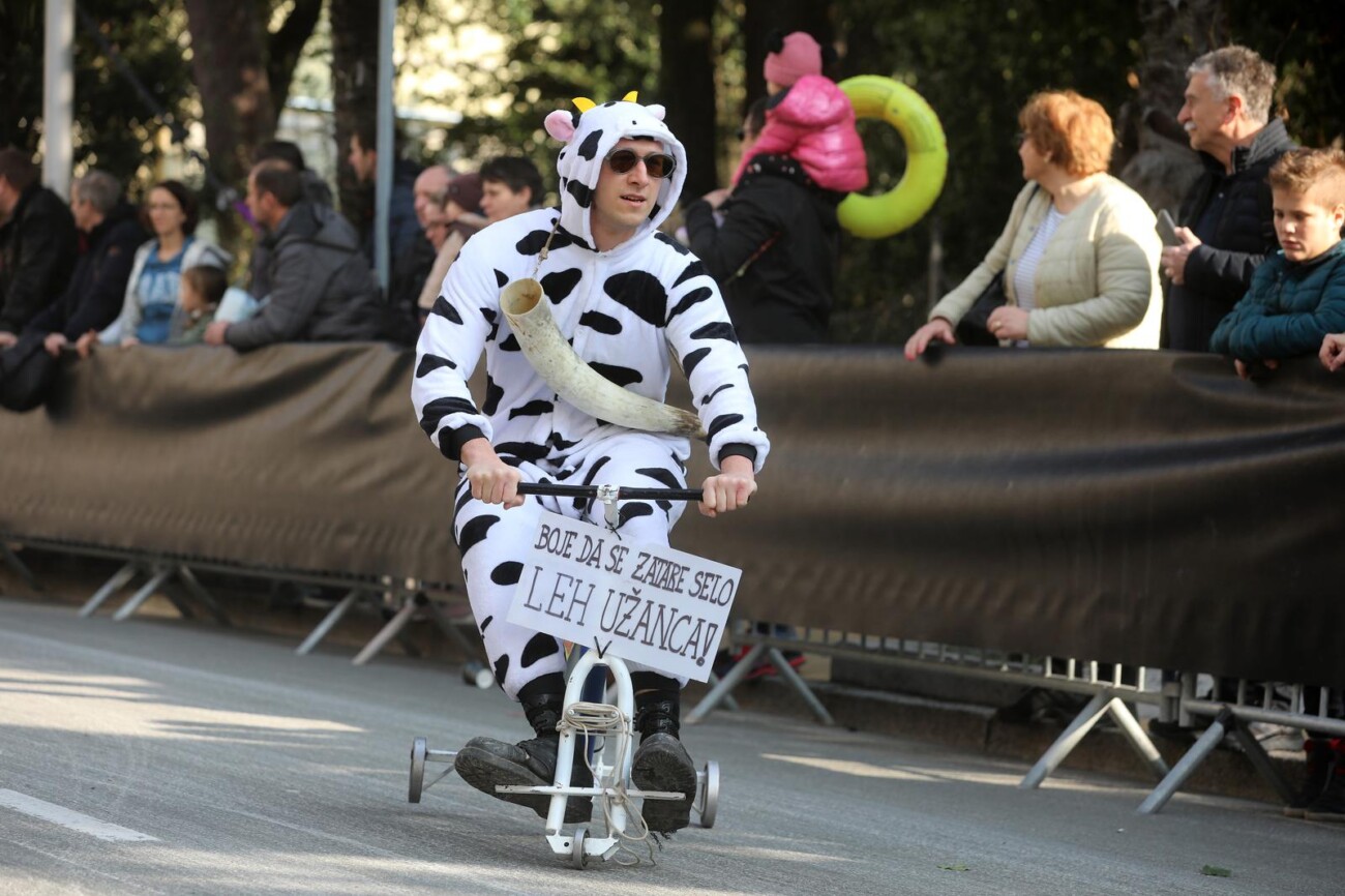 Opatija: 41. Balinjerada privukla mnogobrojne ljubitelje makara Opatija: 41. Balinjerada privukla mnogobrojne ljubitelje makara