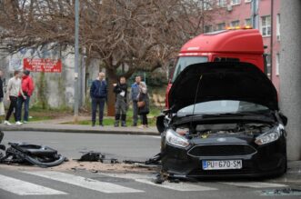 Prometna nesre?a u centru Pule, ozlije?eno troje ljudi