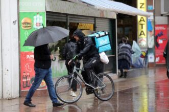 Rijeka: Kišni dan u centru grada