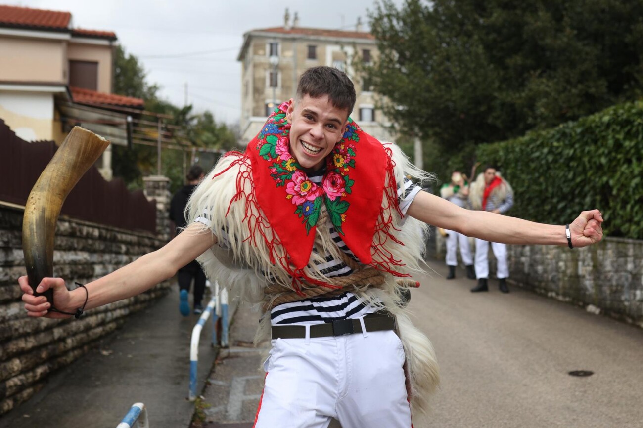 U Matuljima održana 27. Zvončarska smotra