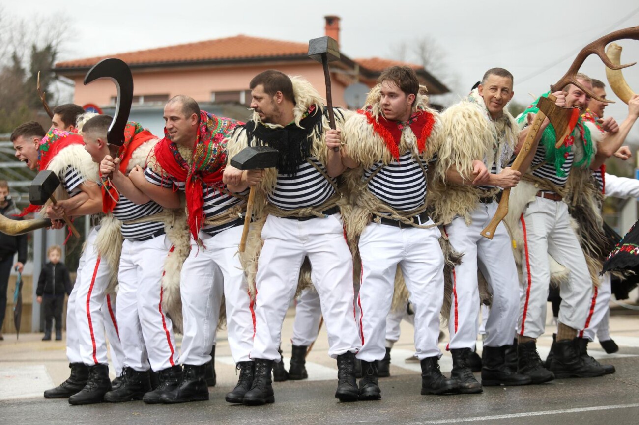 U Matuljima održana 27. Zvončarska smotra