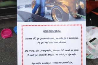 Zagreb: Marica i Mijat Barišić došli podržati Let 3 na Dori