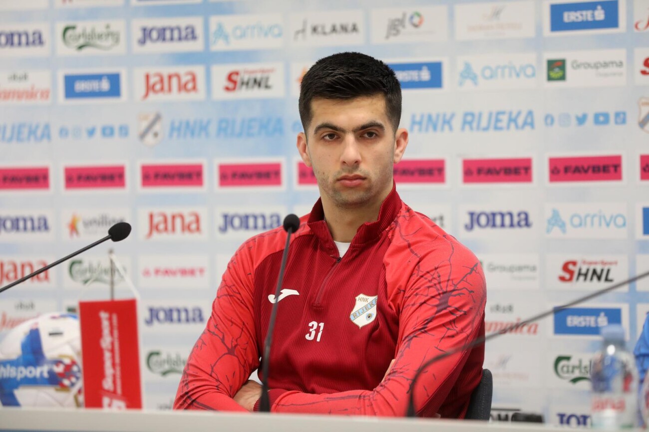 Rijeka: Presica Željka Sopića i Nediljka Labrovića. Rijeka: Presica Željka Sopića i Nediljka Labrovića.