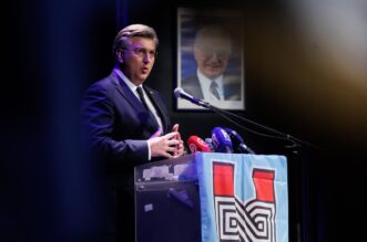 Andrej Plenković na 34. obljetnici osnutka HDZ-a u Rijeci Andrej Plenković na 34. obljetnici osnutka HDZ-a u Rijeci