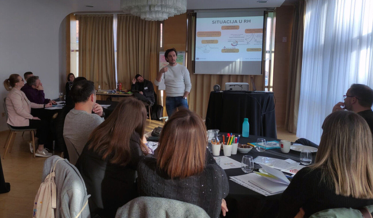 Sudjelovanje-predstavnika-Grada-Rijeke-na-konferenciji-Rad-s-mladima-na-lokalnoj-razini-3