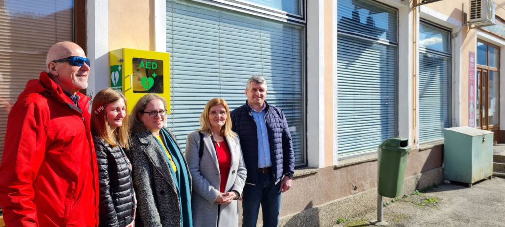 donacija defibilator brod na kupi (3)