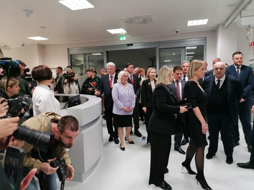 otvorenje bolnice susak bolncia za zenu i dijete (15) otvorenje bolnice susak bolncia za zenu i dijete (15)