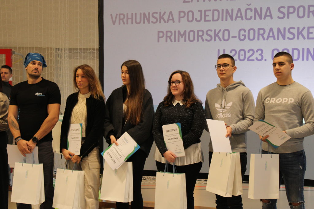 pgz sportasi (48) pgz sportasi (48)