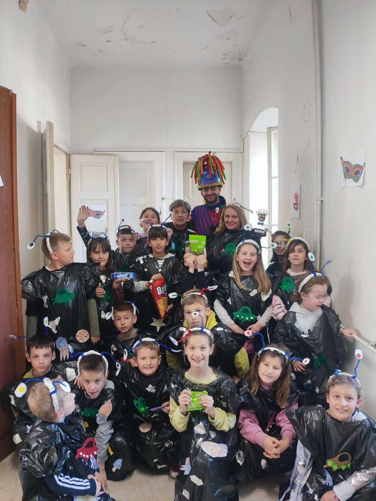 škola drenova maškarana povorka 2024 4