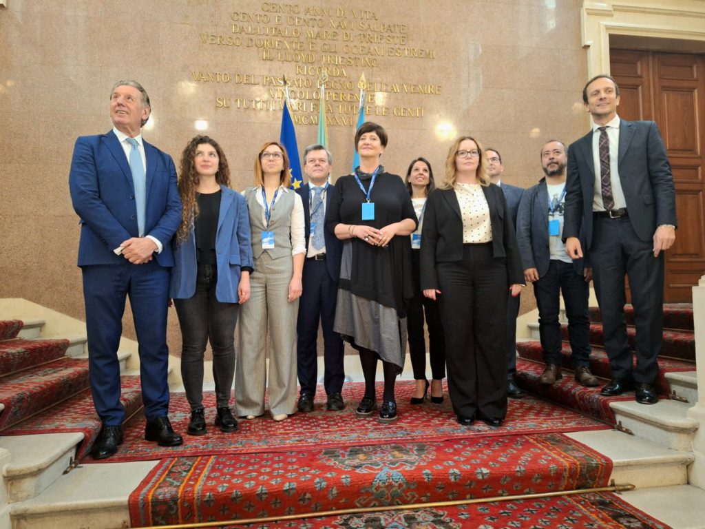 1-7-1024×768 1-7-1024×768