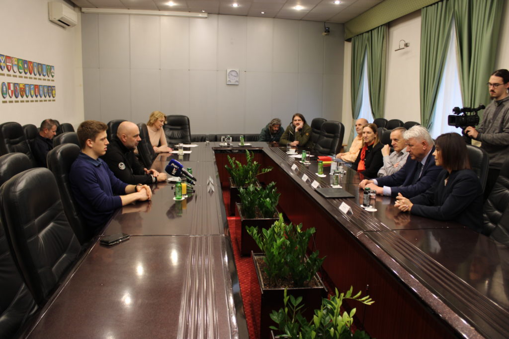 IMG_9202-1024×683 IMG_9202-1024×683