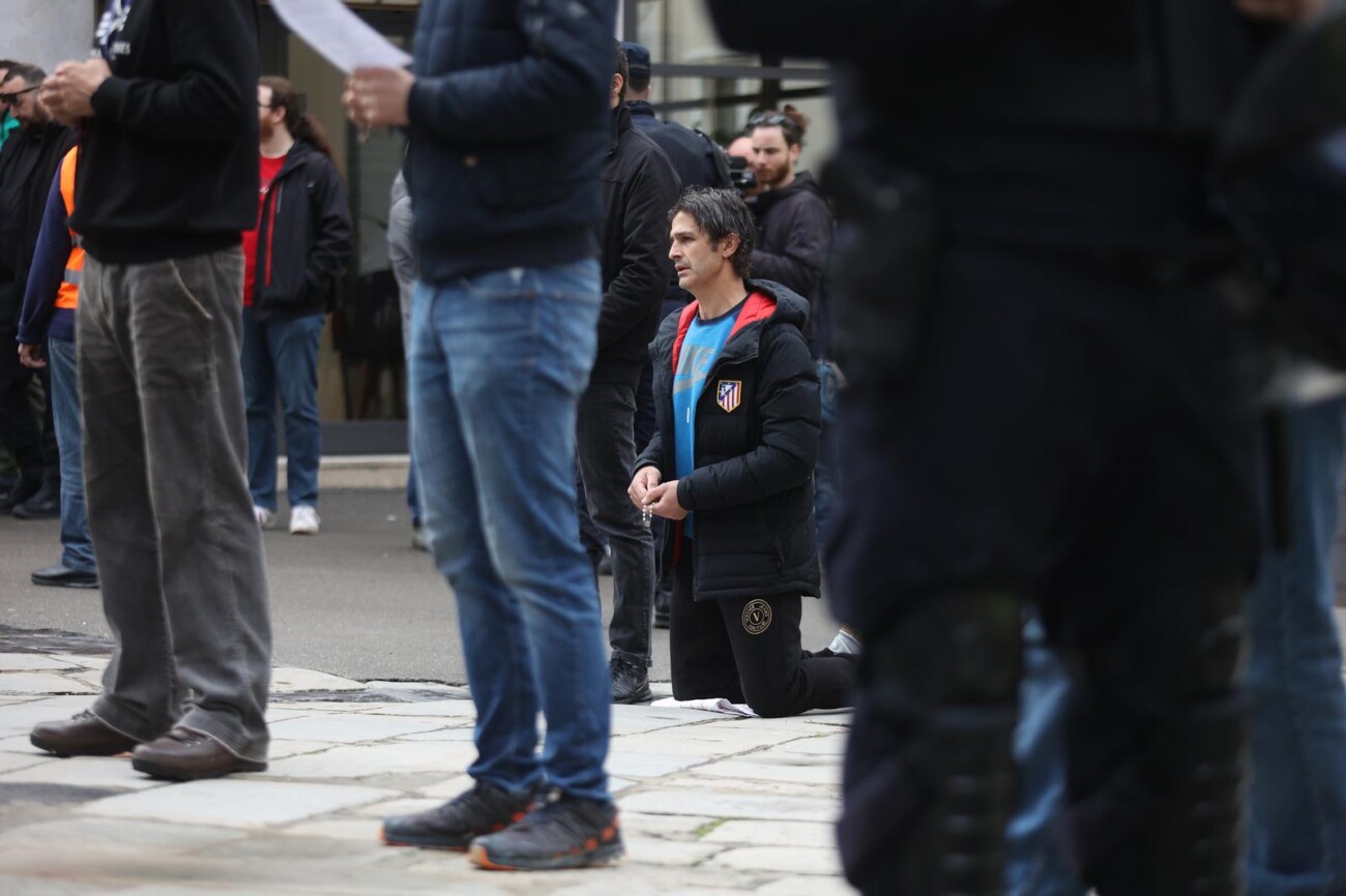 Rijeka: ‘Marijini ratnici’ molili krunicu pred katedralom Svetog Vida