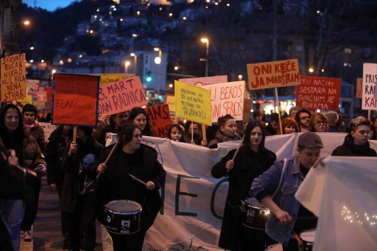 Rijeka: Povorka Prosvjedni mar za Osmi mart