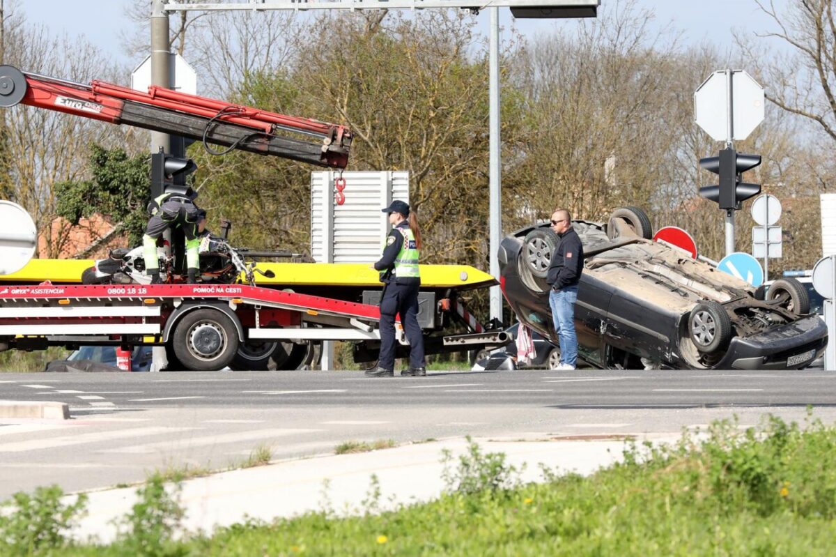 Motociklist poginuo u sudaru s automobilom kod Velike Gorice
