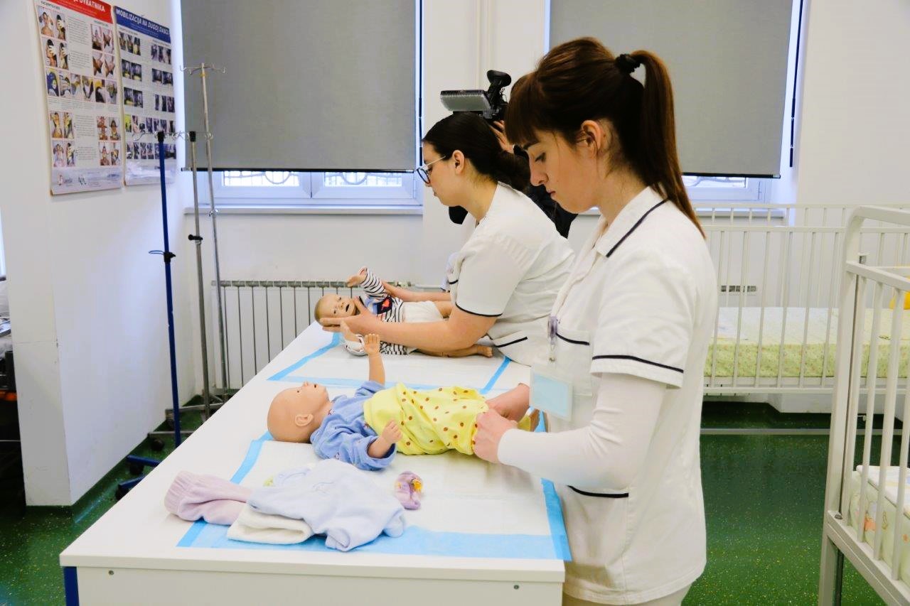 Predsjednik-RH-Zoran-Milanović-u-posjetu-Fakultetu-zdravstvenih-studija-12