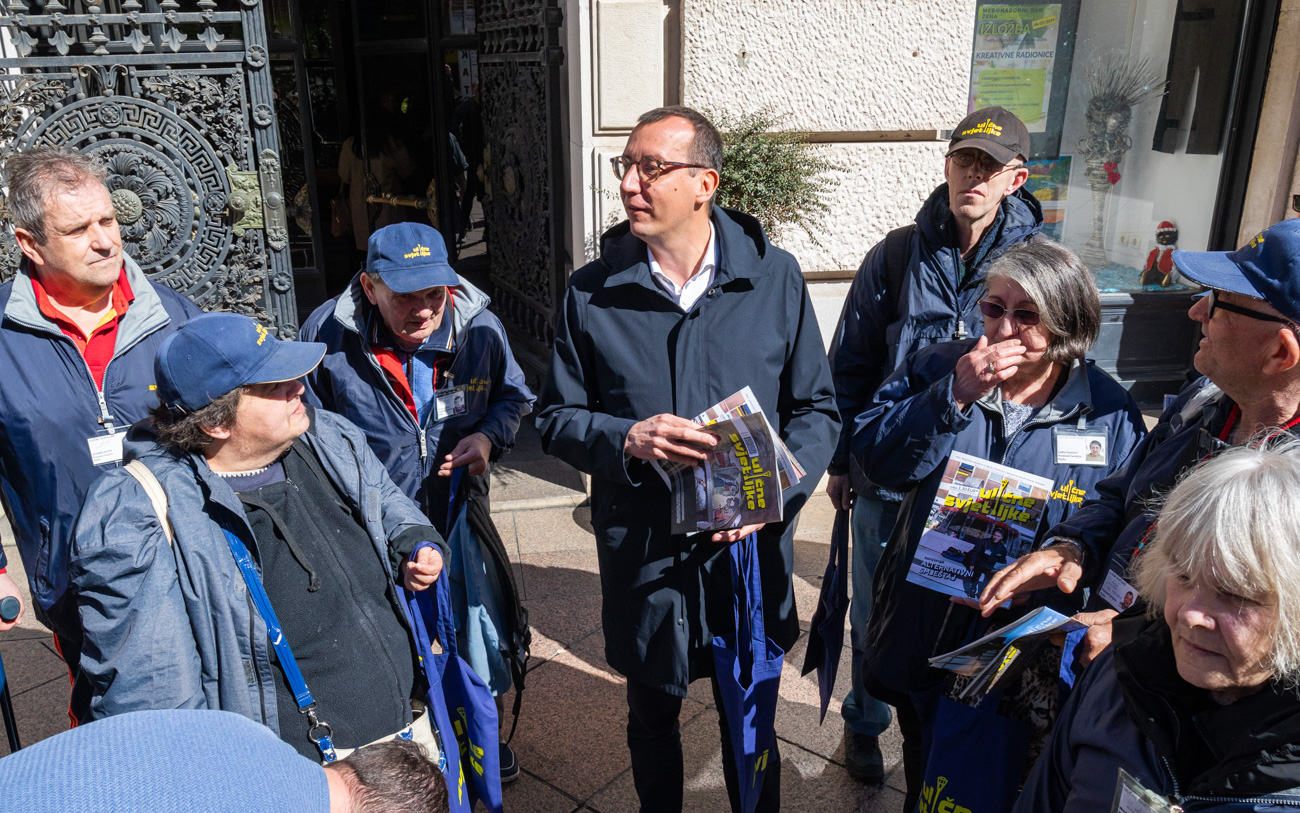 Ulične svijetiljke-4 Ulične svijetiljke-4