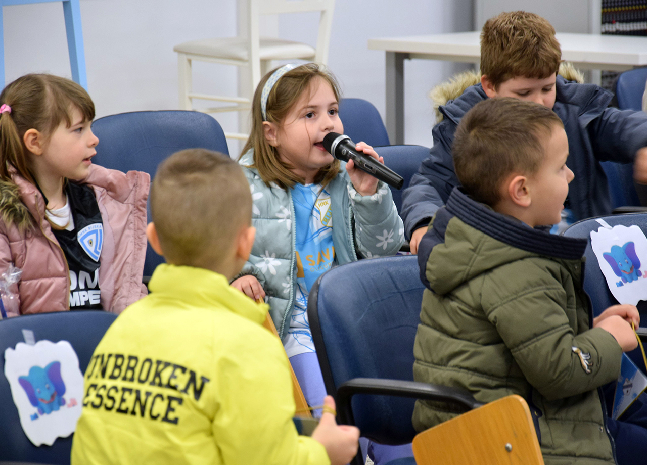 kastav vrtićari posjet nk rijeka (20) kastav vrtićari posjet nk rijeka (20)