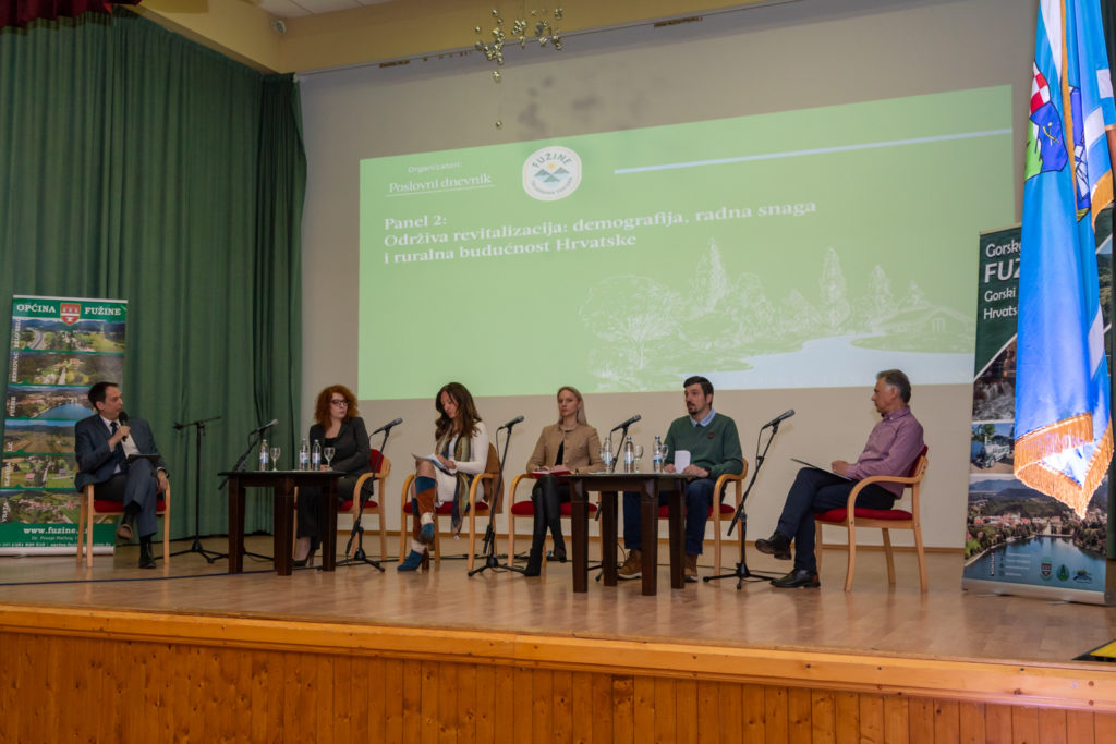 2-Saša-Ćeramilac-moderator_Ajduk_Nikolić-Petrić-Majnarić_Brozović-1024×683 2-Saša-Ćeramilac-moderator_Ajduk_Nikolić-Petrić-Majnarić_Brozović-1024×683