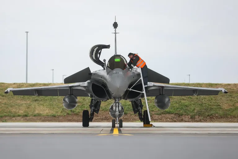 768×768-42bcb76c-9d0c-11eb-86af-cedfb09875dd (16) 768×768-42bcb76c-9d0c-11eb-86af-cedfb09875dd (16)