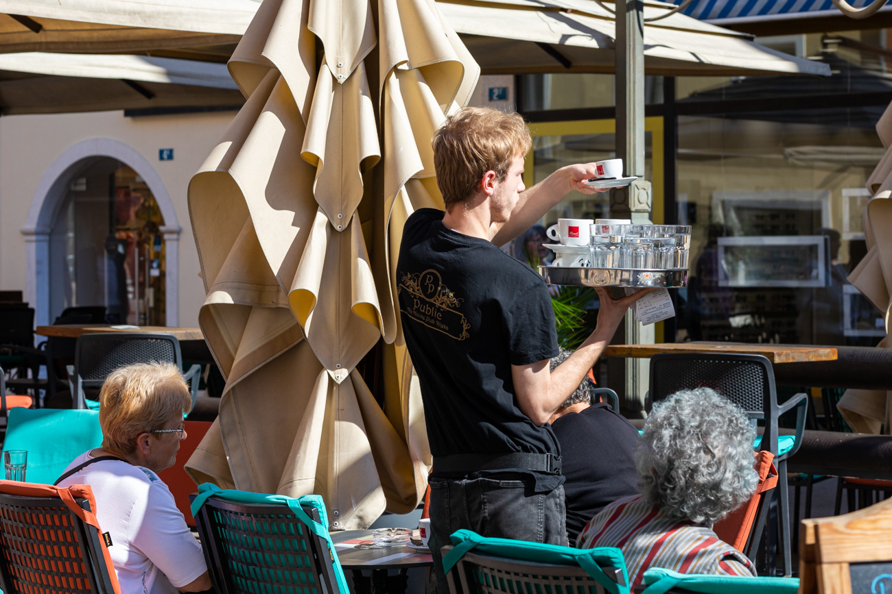 Kafići korzo ilustrativna-10 Kafići korzo ilustrativna-10