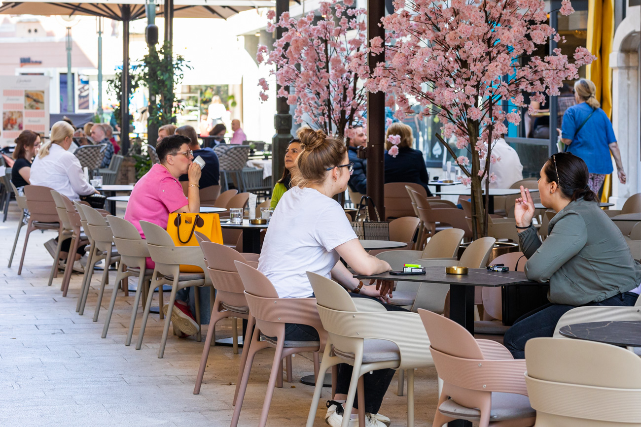 Kafići korzo ilustrativna-6 Kafići korzo ilustrativna-6