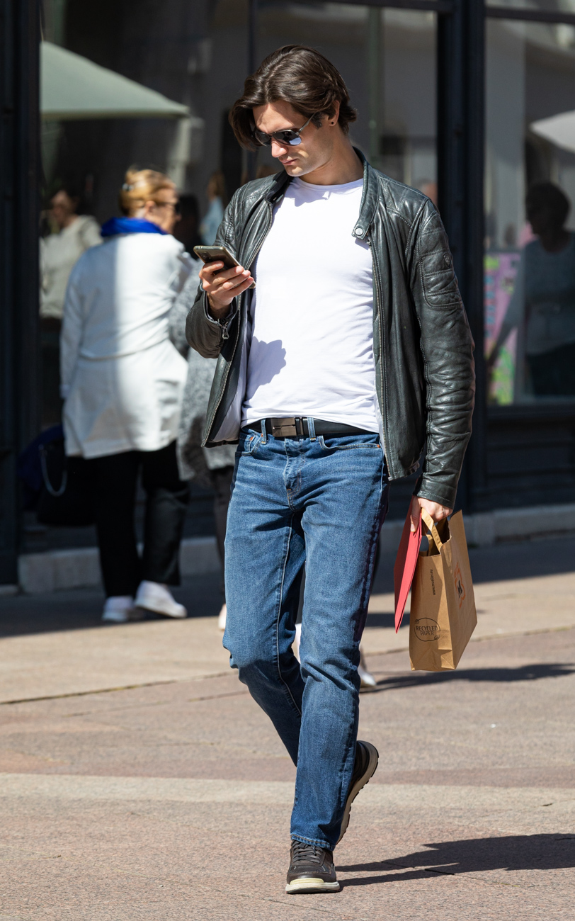 Klikom po Korzu 12.4.-43