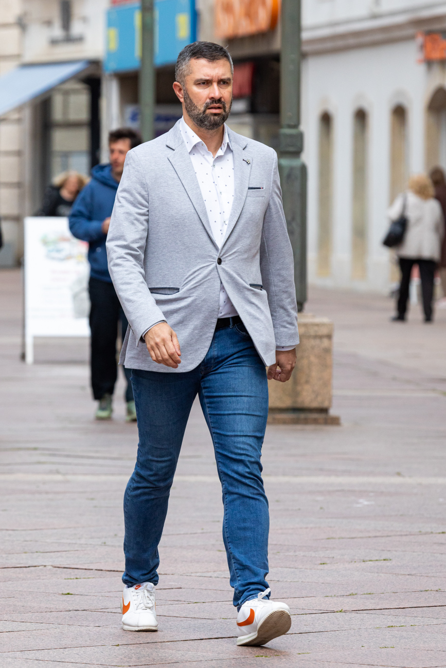 Klikom po Korzu 26.4.-33