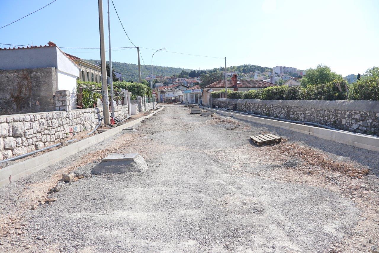 Obilazak-radova-u-Adamićevoj-i-Dukićevoj-ulici-9