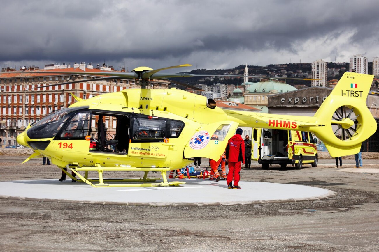 Rijeka: Svečano obilježavanje uvođenja Helikopterske hitne medicinske službe (HHMS) Rijeka: Svečano obilježavanje uvođenja Helikopterske hitne medicinske službe (HHMS)