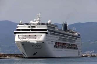 Rijeka: Kruzer MSC Armonia uplovio u riječku luku