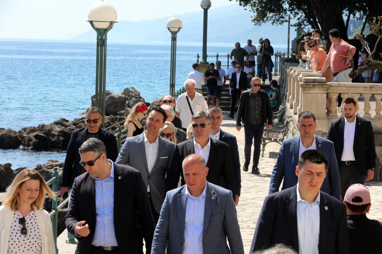 Opatija: Predsjednik Zoran Milanović u posjetu Opatiji Opatija: Predsjednik Zoran Milanović u posjetu Opatiji