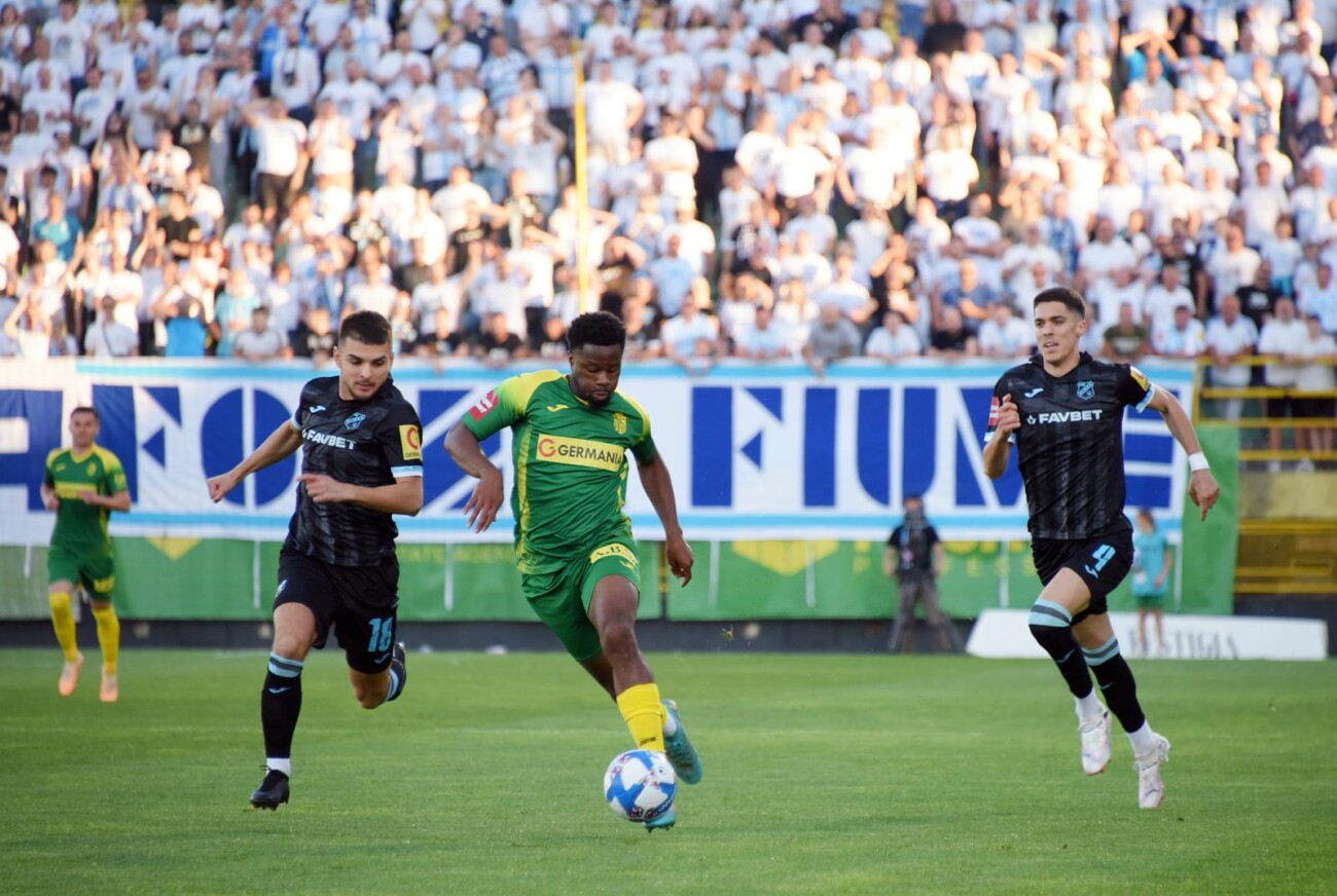 Istra i Rijeka sastali se u 30. kolu SuperSport HNL-a Istra i Rijeka sastali se u 30. kolu SuperSport HNL-a