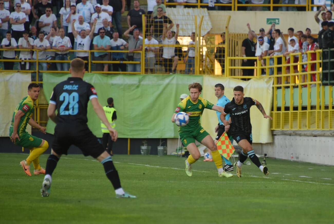 Istra i Rijeka sastali se u 30. kolu SuperSport HNL-a Istra i Rijeka sastali se u 30. kolu SuperSport HNL-a