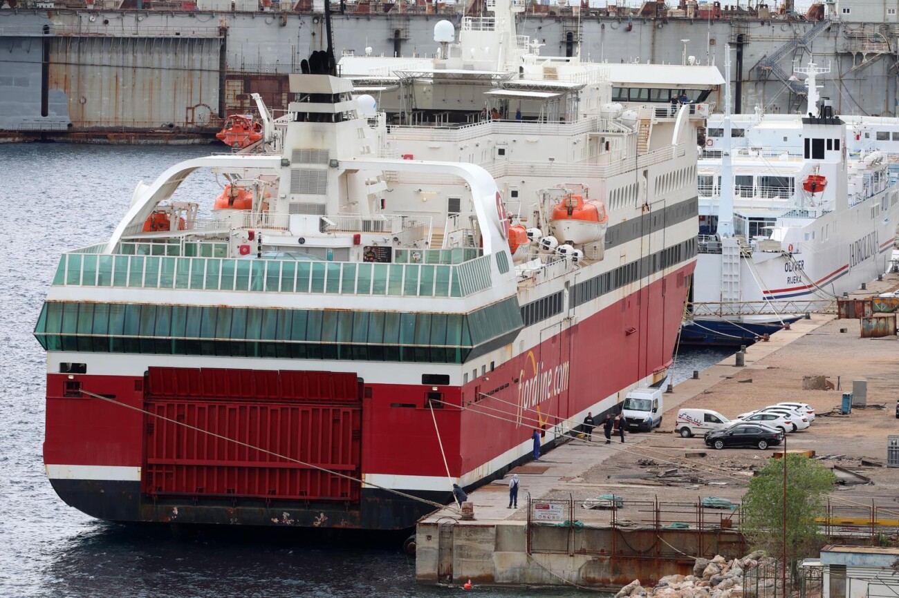 Rijeka: Najveći brod u povijesti Jadrolinije uplovio u Viktor Lenac Rijeka: Najveći brod u povijesti Jadrolinije uplovio u Viktor Lenac