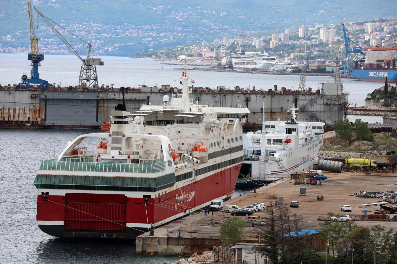 Rijeka: Najve?i brod u povijesti Jadrolinije uplovio u Viktor Lenac Rijeka: Najve?i brod u povijesti Jadrolinije uplovio u Viktor Lenac