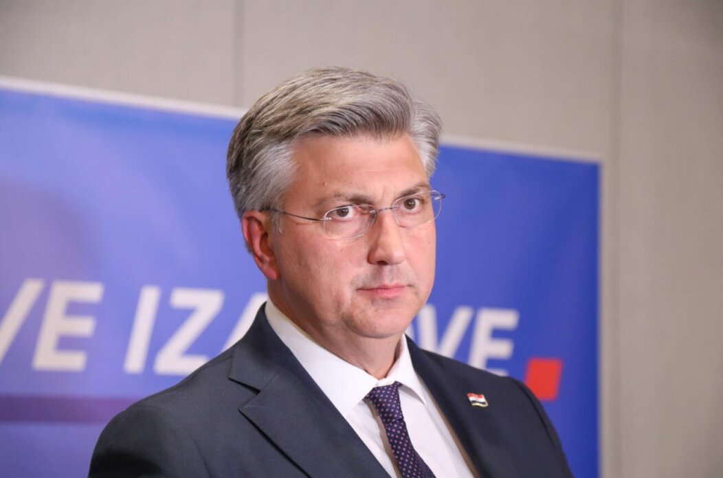 Zagreb: Konferencija za medije Andreja Plenkovića po završetku Nacionalnog vijeća HDZ-a Zagreb: Konferencija za medije Andreja Plenkovića po završetku Nacionalnog vijeća HDZ-a