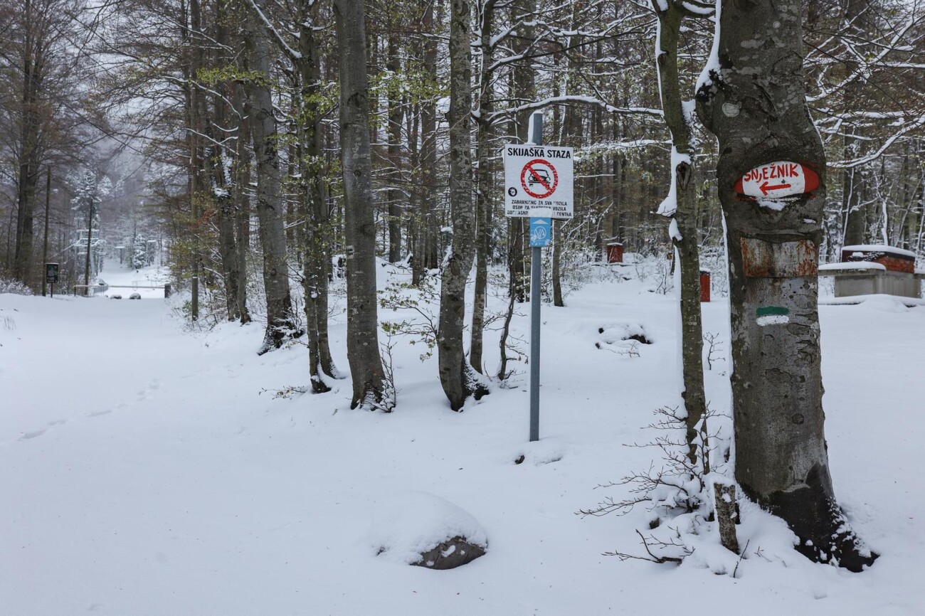 Snijeg zabijelio Platak Snijeg zabijelio Platak
